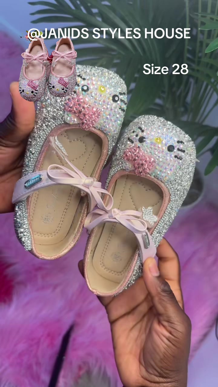 Hello Kitty Crystal Princess Shoes